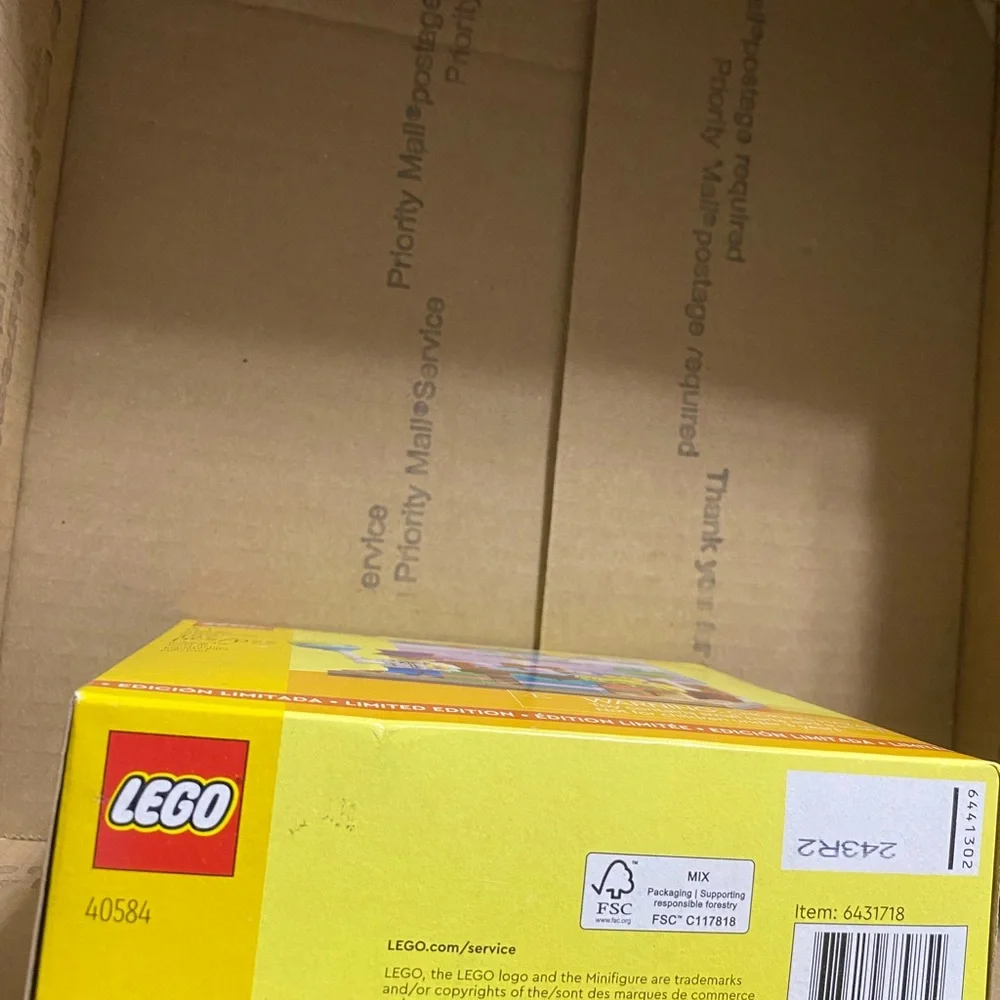 LEGO Vibrant Birthday Party Set